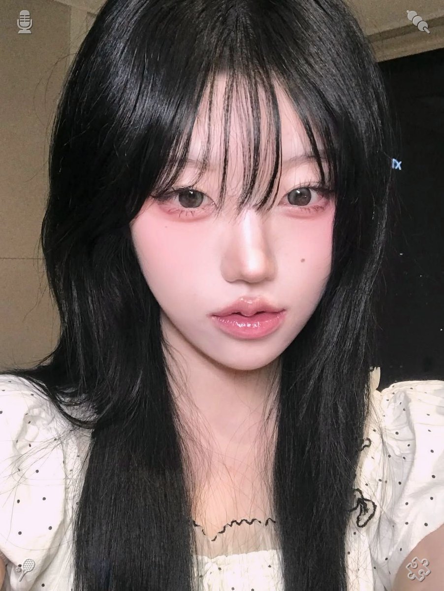 U_gu_m4's tweet photo. 🦓Egg sandwich Egg snack
The journey back on the bus is peaceful, and once I step into my apartment, I slide off my footwear, toss my backpack onto the seat, and make my way to the washroom. I rinse my face with cool water, snap a quick self-portrait, and the tension of the day https://t.co/0q1UC0o95S