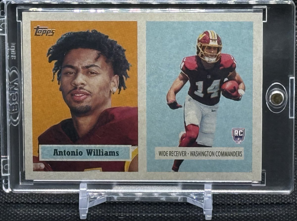 HendyRc189's tweet photo. Finally pulled a rookie variation!!!  From a Fanatics blaster…still need a gold mirror variation, but it’s been a solid night for sure! #thehobby #thehobbyfamily #cardcollector #FGV #FGVs 
@CardPurchaser @Get_BIG_Cards @DomCardboard https://t.co/oAtSaLRXoZ