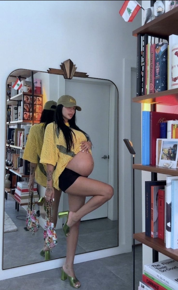 Wakidi_Dmw1's tweet photo. Mia Khalifa reportedly broke down in tears after losing her first pregnancy to a miscarriage, which she believed was caused by several previous abortions. 💔

“I always dreamed of becoming a mother one day. I imagined taking my children out, bathing them, playing with them and watching them grow. That was the life I always wanted.

But losing my first pregnancy has left me devastated. I can’t stop wondering if my past choices somehow played a role in what happened. My doctor had warned me about the risks before, but I never imagined I would be facing this pain.

The thought that I may never become the mother I always dreamed of being is heartbreaking.”