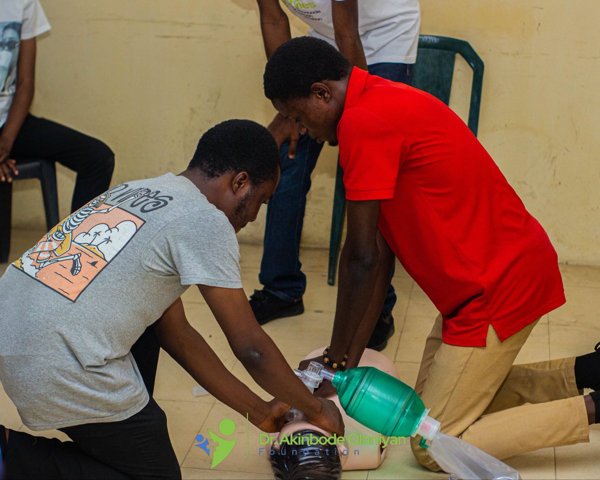 DAOFoundation_'s tweet photo. Knowing what to do is important—but having the practical skills to act can save a life.
At the CMDA LAUTECH Teaching Hospital Chapter, participants transformed their Basic Life Support knowledge into action
#DAOFoundation #CMDALTH #BasicLifeSupport #CPRTraining  #SaveALife https://t.co/mK7jHWbfns