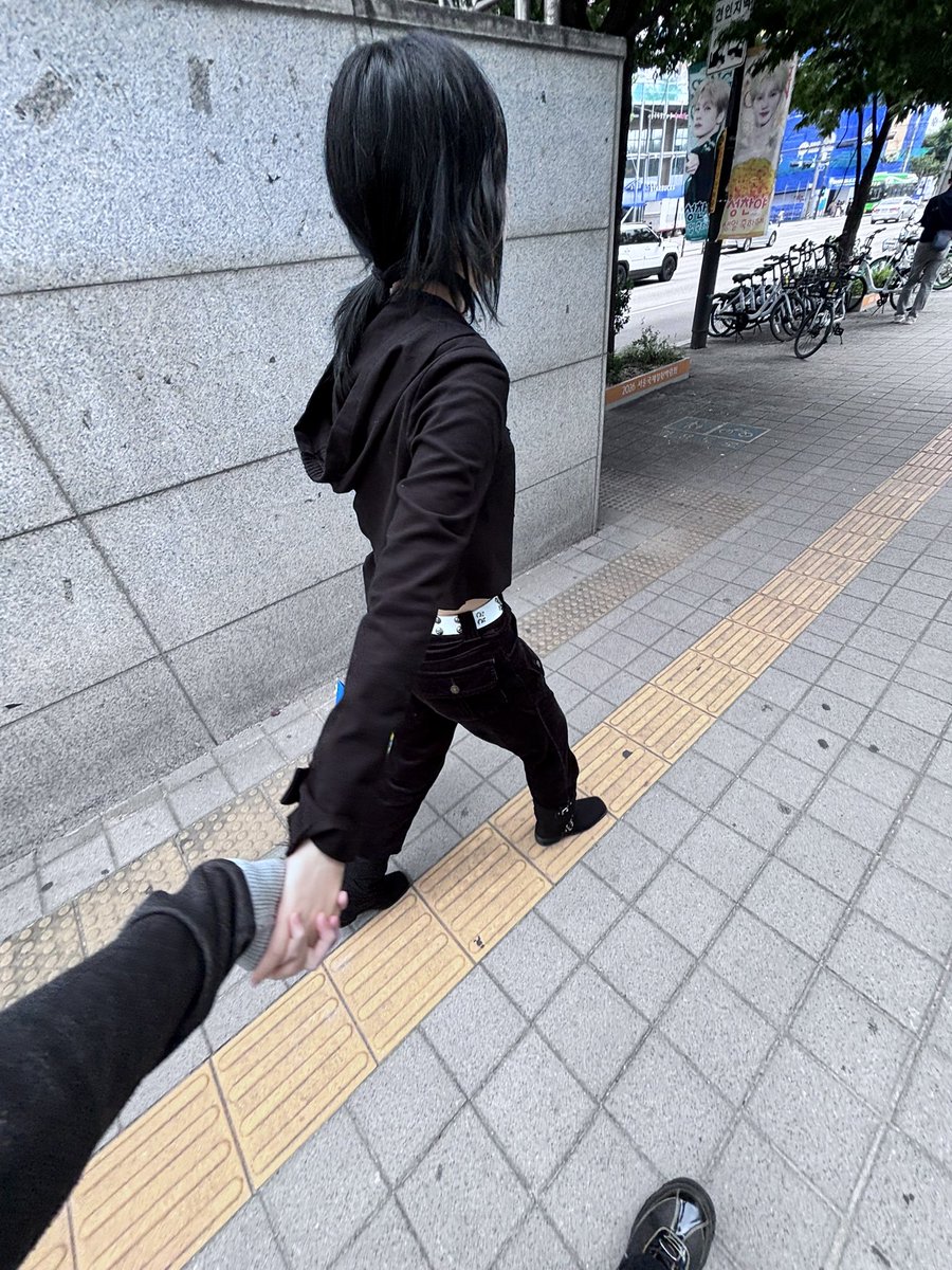 xxxxxiiiilk's tweet photo. 바부팅아같이가…기요미.. https://t.co/WsgzCQ3Pc0