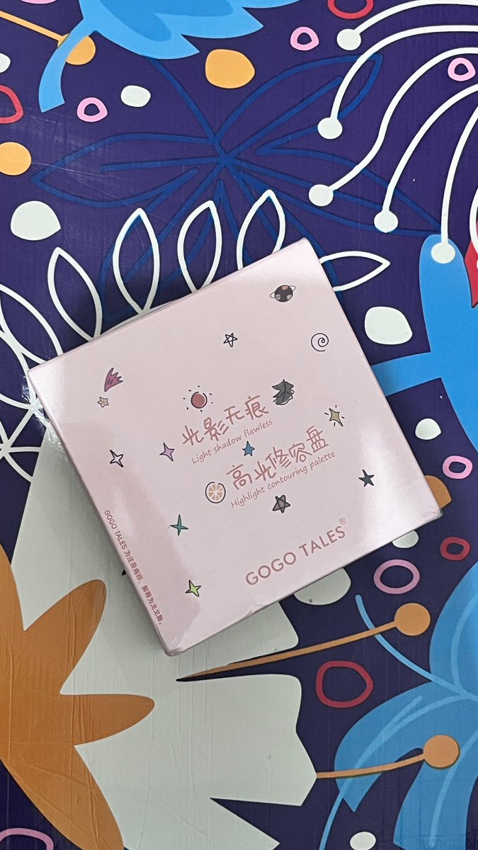 lillyappingmulu's tweet photo. wts contour pallete gogotales shade G01 NEW SEALED 50k, dijual karena belinya double ajaa 😭, bole nego wajar yaaaw https://t.co/Wv3oi1V3jj