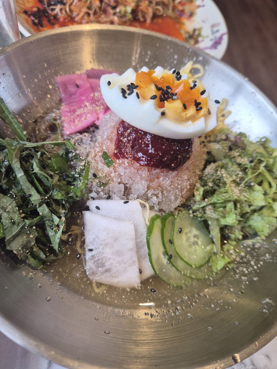 lucky_0range's tweet photo. そんな今日はオンマと旦那と韓国料理🇰🇷

食べすぎた(ノ)´∀`(ヾ) https://t.co/H3YPt0uiun