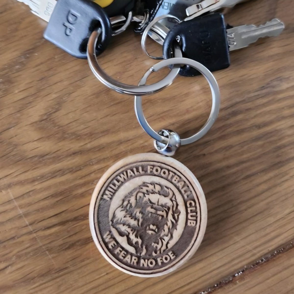 TheMillwallFans's tweet photo. New keyring now available in our online store!

https://t.co/3RnbUIkupz

Or come and see us next Saturday at the Millwall Supporters' Club hub 🦁

#msc #keyring #newin https://t.co/T0Q4VjSSG4