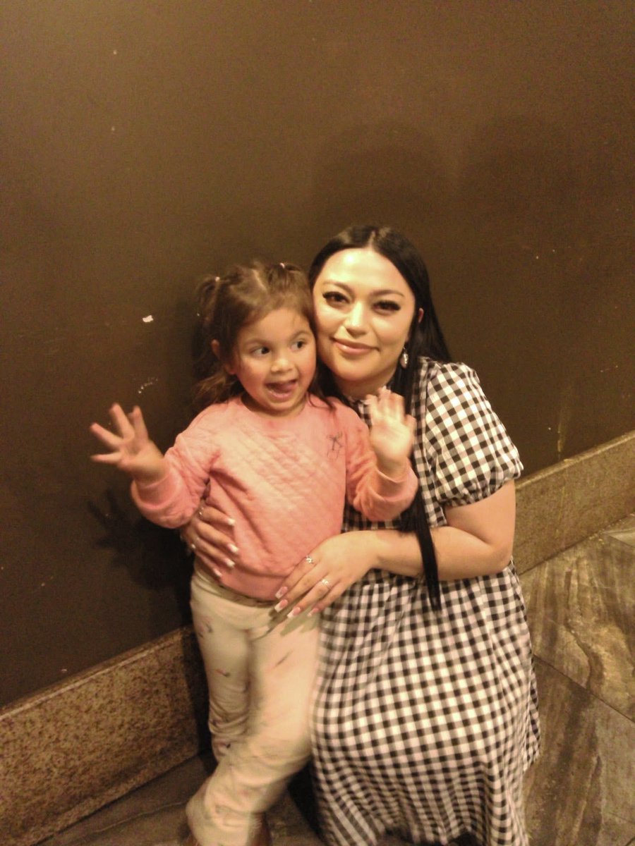 M_Natalie07's tweet photo. Just a picture of me and my niece https://t.co/v96kDxG0JW