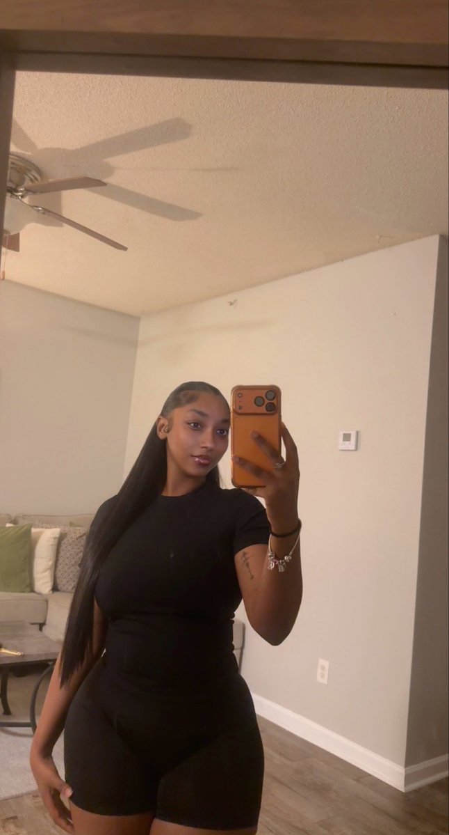 toriaanaa's tweet photo. https://t.co/pM95FqkYfx