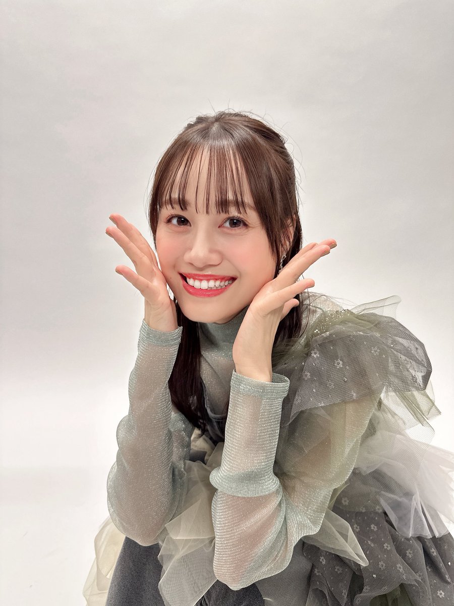 InfoItomiku's tweet photo. ＼📢#allyours からのお知らせ／

#みっく10周年ライブツアー
#伊藤美来 10th Anniversary Live Tour「39rpm」
国内公演のFC2次先行受付がスタート💙

申込期間は9/23(水・祝)23:59まで⏰

詳細・お申し込みはこちらから👇
https://t.co/s2B6qDnzEH https://t.co/BohYChvGp9