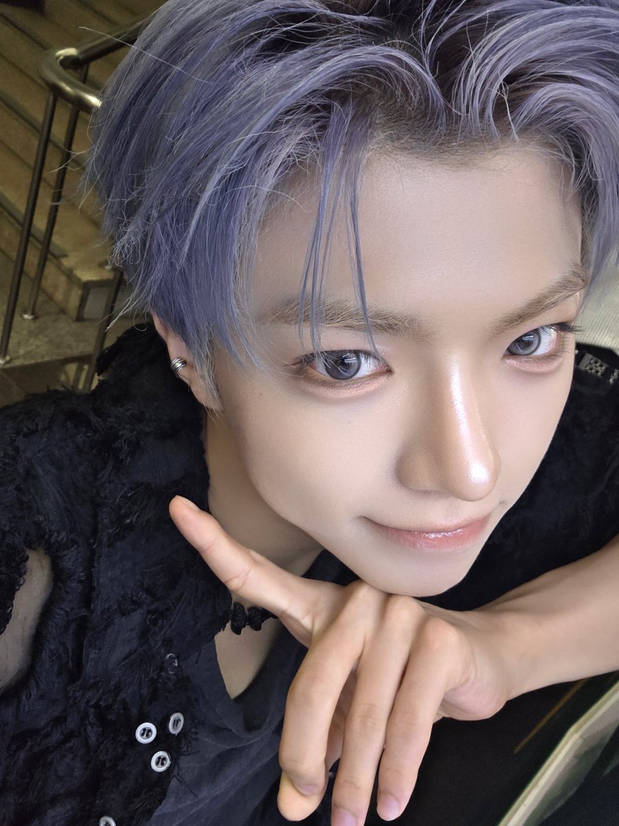 at_ALL_H_OURS's tweet photo. [#온]
0910 덮✨️
0911 깐😎
0912 ??🫢

#ALL_H_OURS #올아워즈
#ON_N #온 https://t.co/oXEQPg73AR