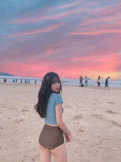 odxsk's tweet photo. I wanna be the one holding your heart https://t.co/lbAYkgchiW
