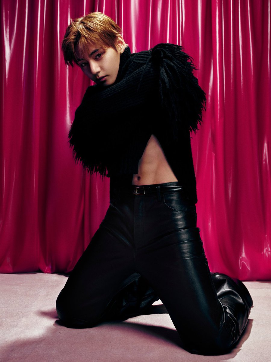 hitsignal's tweet photo. V of BTS stuns for Dazed UK and China. https://t.co/z3qGGj0BJQ