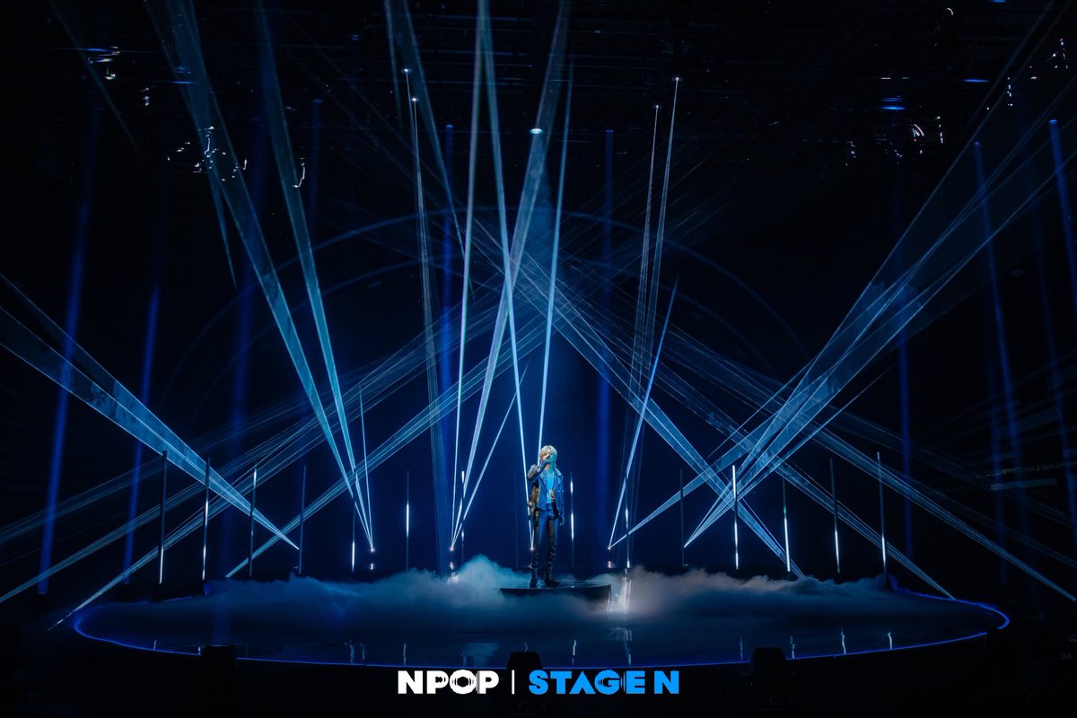 alexapolezhaeva's tweet photo. #V #TAEHYUNG 
#KimTaehyung #THV 
#V_Layover #V_Blue 

"[𝙉𝙋𝙊𝙋 𝗘𝗣.𝟬𝟮 𝘿-𝟭]

I recognized V at first sight

The exclusive release of 'Blue' tells us🎵

You'll regret missing V's exclusive &amp; first-ever 'Blue' stage💜

#NPOP #V @bts_bighit" 

2023.09.12 https://t.co/6qeTyYe24r