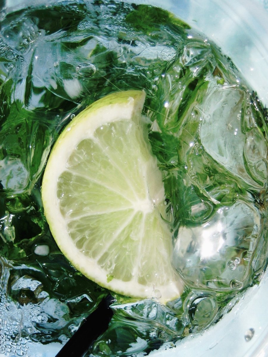 BarbTrautmzdy0's tweet photo. Photo by Tata on August 01, 2026. May be an image of a cocktail, sparkling water, and text. https://t.co/dQ0TfGJKpg