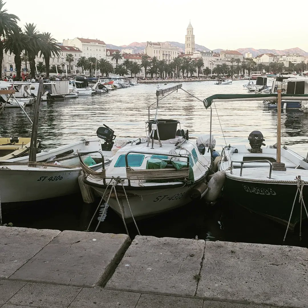 JulioMuskopqop's tweet photo. And just like that, I suddenly found myself in Split, Croatia... https://t.co/JJcaHaLO5o