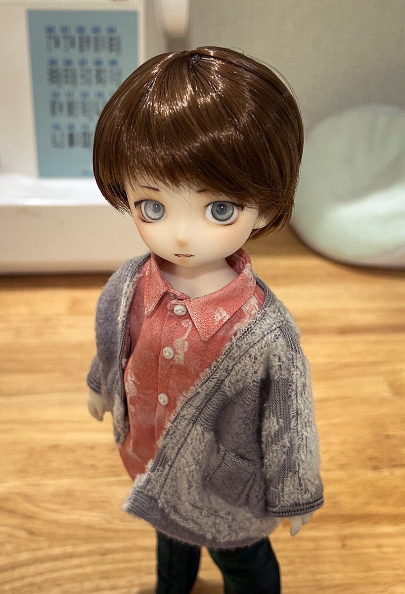 uriokan's tweet photo. ピンクのフワカーデ（袖長め）と��ーパンも間に合ったので持って行きます。

袖長めはtinyfox1/6旧体型に合わせて作りました。
グレーは袖短め（新ボディサイズ）を持っていきます。

袖丈が3cmくらい違います。

  #アイドール大阪 https://t.co/yqEorKdg2j