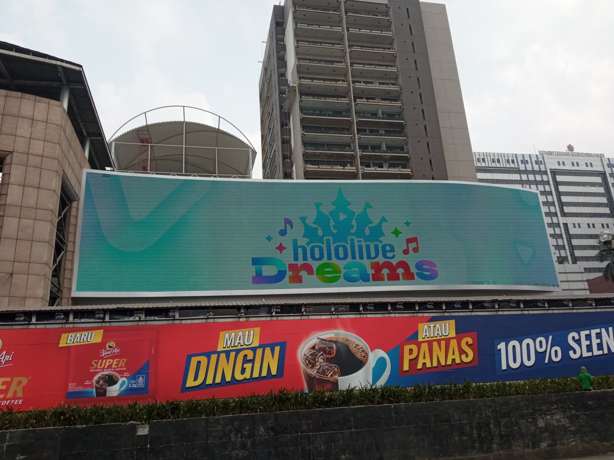 KenichiBanzai's tweet photo. I capturing the highlights of #holodori #Area15 conducting #holodori_Takeover at Senayan, Central Jakarta https://t.co/diFaOIhH1i