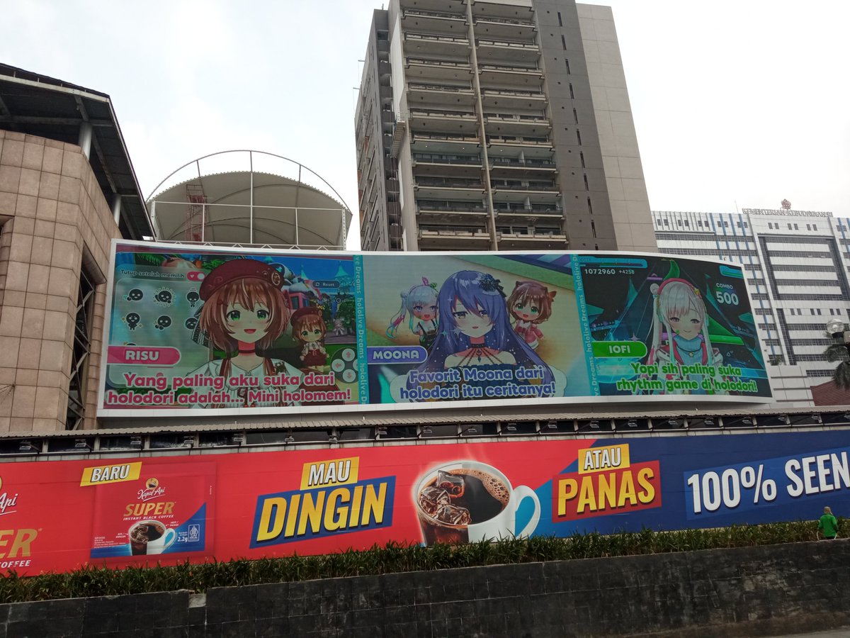 KenichiBanzai's tweet photo. I capturing the highlights of #holodori #Area15 conducting #holodori_Takeover at Senayan, Central Jakarta https://t.co/diFaOIhH1i