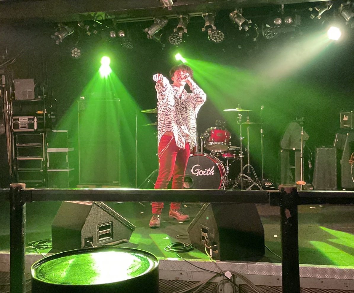 JinbE_TC2000's tweet photo. 昨日のライブのセトリです🎶

･狂乱Hey Kids!!/THE ORAL CIGARETTES
･裸の勇者/Vaundy
･今まで何度も/ザ・マスミサイル
･燦然/SUPER BEAVER

盛り上げてくださった皆さん、ありがとうございました✨️✨️ https://t.co/WWMEyjZwzo