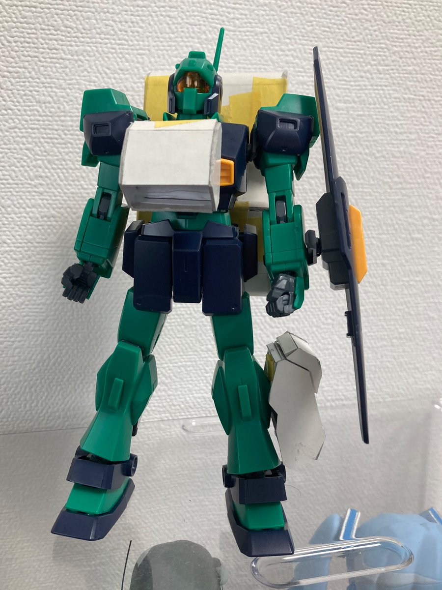 UncleVodkaFuk's tweet photo. バリュートシステムを作ります。MGを参考に厚紙でサイズ感の確認。なかなか良さそうです。 https://t.co/mqCRw9wqpN