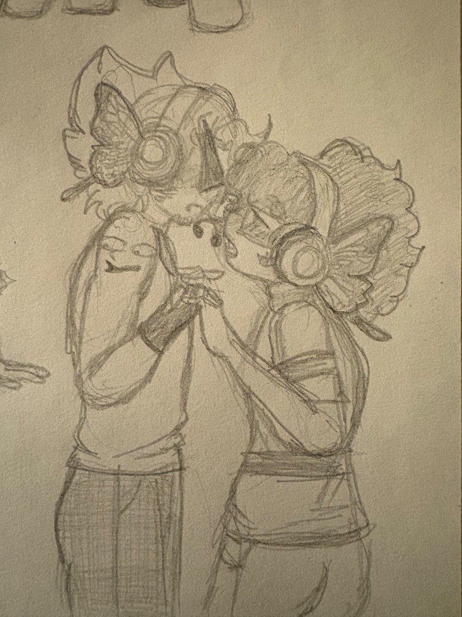 thetiredsi's tweet photo. Little extra self indulgent today after spending hours cleaning and moving furniture. Fun little warmup I might digitize at some point.
#homestuck #vocaloid https://t.co/dMR6H1pKDl