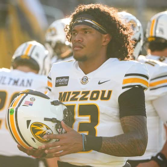 mizkris18's tweet photo. You are irrelevant without a great quarterback in college football.

We are not irrelevant. https://t.co/WDeXydWMLo