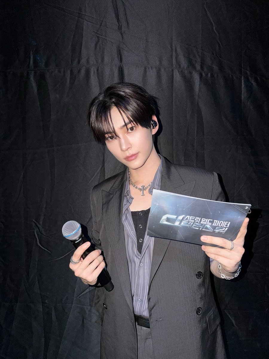 sunghanbin_twt's tweet photo. [📸]
2026.09.12
TVING '라스트 스테이지 : 24H'

#성한빈 #SUNGHANBIN https://t.co/NUcwi3fKP7