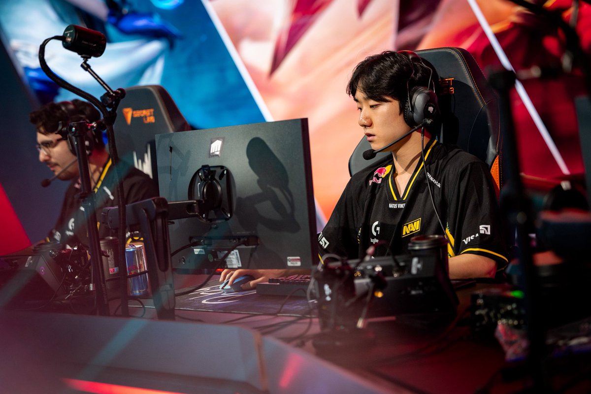_pobycell's tweet photo. LEC 2026 Summer Split Playoffs Week 2 Day 1
#LEC #NAVIWIN #poby https://t.co/UQA8PlgbKF