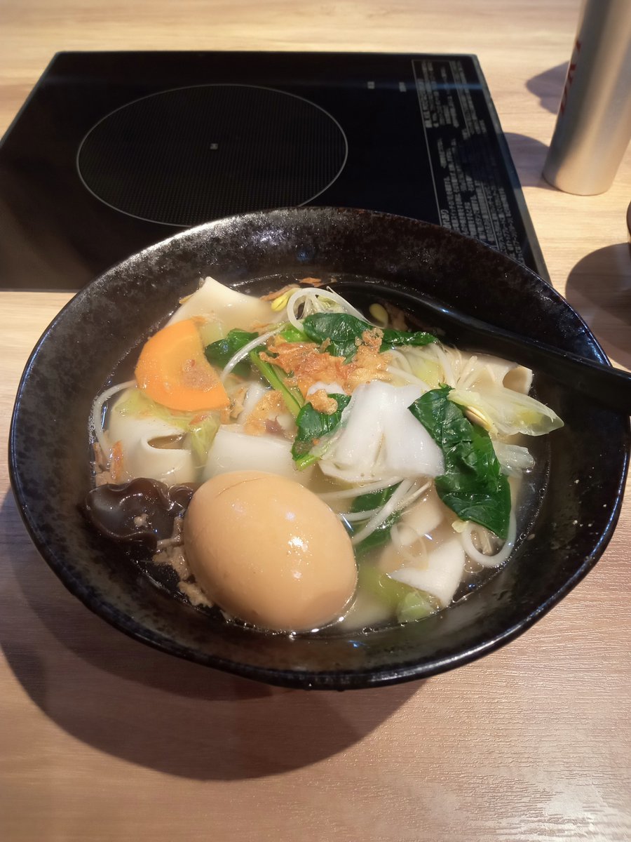 yumeisi's tweet photo. 高円寺で𰻞𰻞麺。冷食はよく購入するけど、店舗で食べるのは初めて。

こちらのランチは色々付いてくるので、ちと食べ過ぎた。(あくまで個人比) https://t.co/yw3E2i0z2c