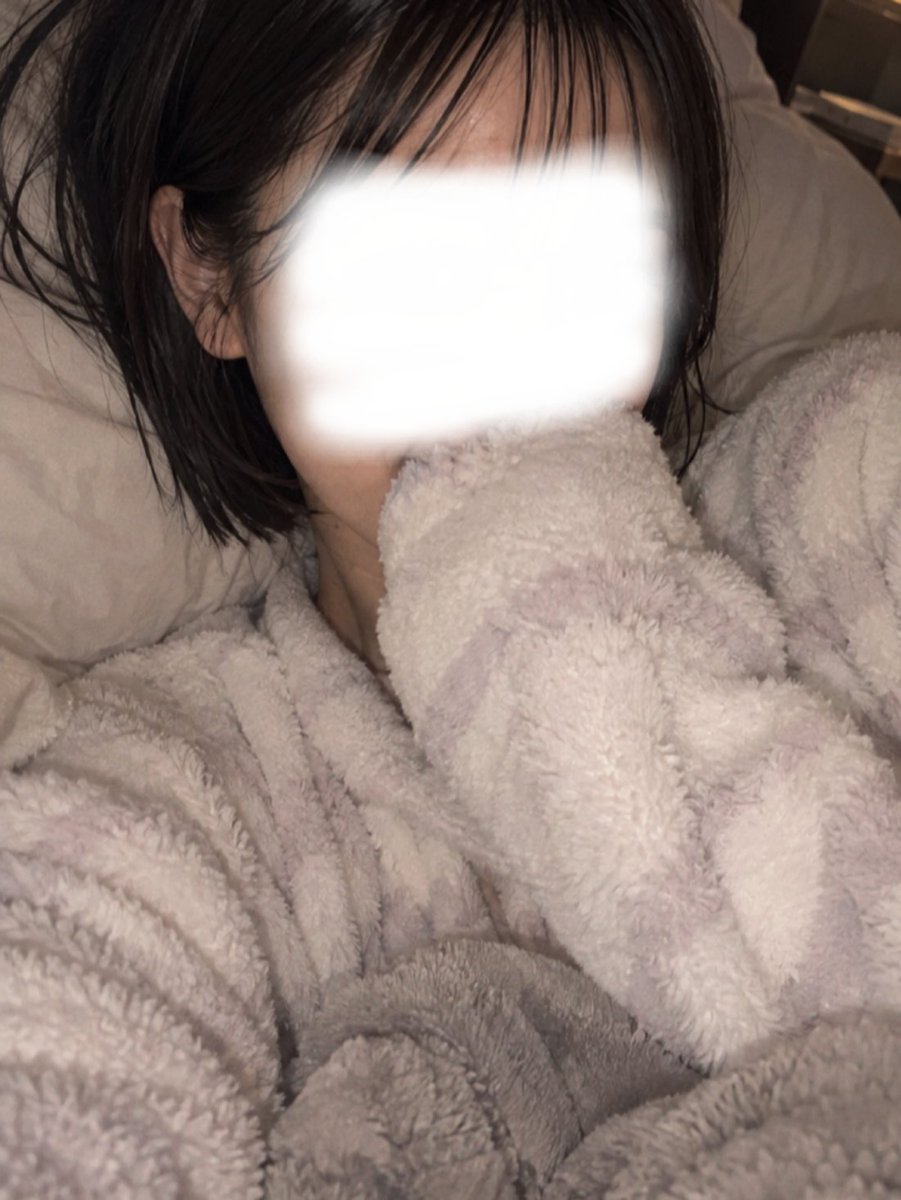 3zi_no_oyatsu_'s tweet photo. 今日も早く寝るね
みんなも風邪ひかないようにねー https://t.co/fhe7yi84cB