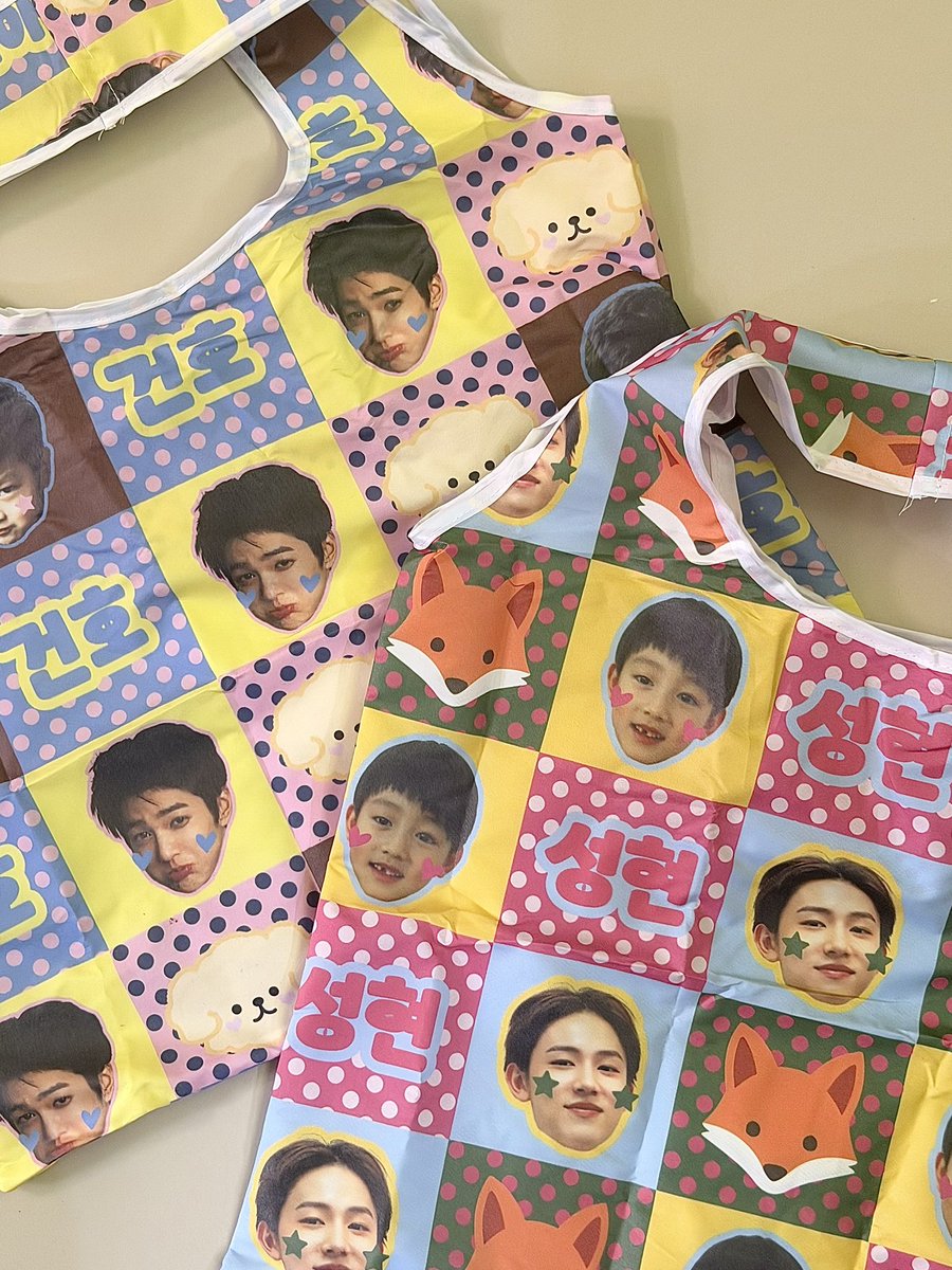 zar0201's tweet photo. [CORTIS MERCH GIVEAWAY] divérs x kyujugo studio 💘

a little giveaway for our coer! we’re giving away KYUJUGO FOLDABLE BAG & POYOYOI PENCIL CASE for 3 lucky winners ⭐️

prizes: 
🥇 1st: foldable bag + poyoyoi pencil case
🥈 2nd: foldable bag
🥉 3rd: poyoyoi pencil case

♡ how to join: 
1. follow @shopwithdivers & @kyujugostudio
2. like & rt this post
3. tag 3 temen coer kamu buat ikutan juga!
& rep “done”  ⸜(｡˃ ᵕ ˂ )⸝♡ 

📌 please note
• coerina only 🇮🇩
• giveaway accounts / akun kosong are not eligible to join
• make sure your account is public so we can check your entry 👀
• winner will be picked randomly 🎲

⏰ giveaway ends: 30 september 2026

good luck, everyone! 🍀🎀
may the randomizer be ever in your favor hehe 🫣