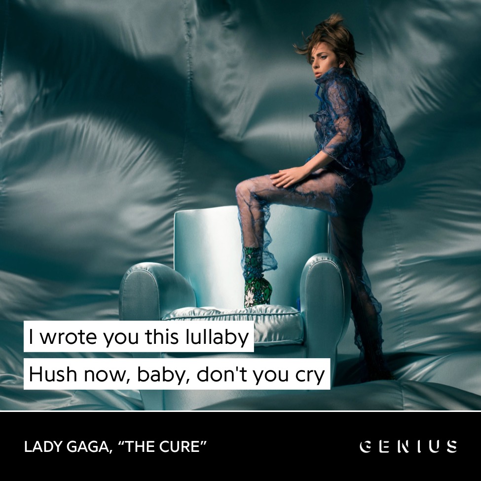 gagadaily's tweet photo. Lady Gaga right now https://t.co/8T1u0Q66Zw