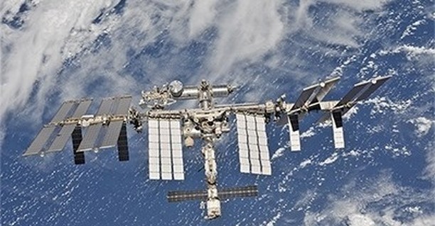 LashellLehtf's tweet photo. Boeing will continue supporting the International Space Station through 2024. https://t.co/WgQENaXoAl