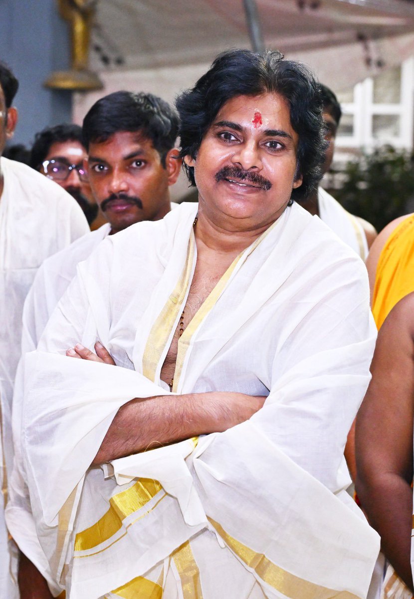 JSPYadav07's tweet photo. #PawanKalyan 🩵😍 https://t.co/GAXFoT6ieH