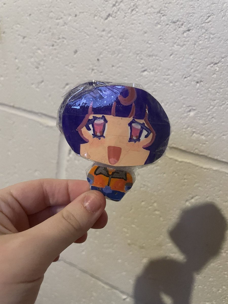 ichuune's tweet photo. i made a juno plushie out of paper :D https://t.co/p5Y88Yo7l4
