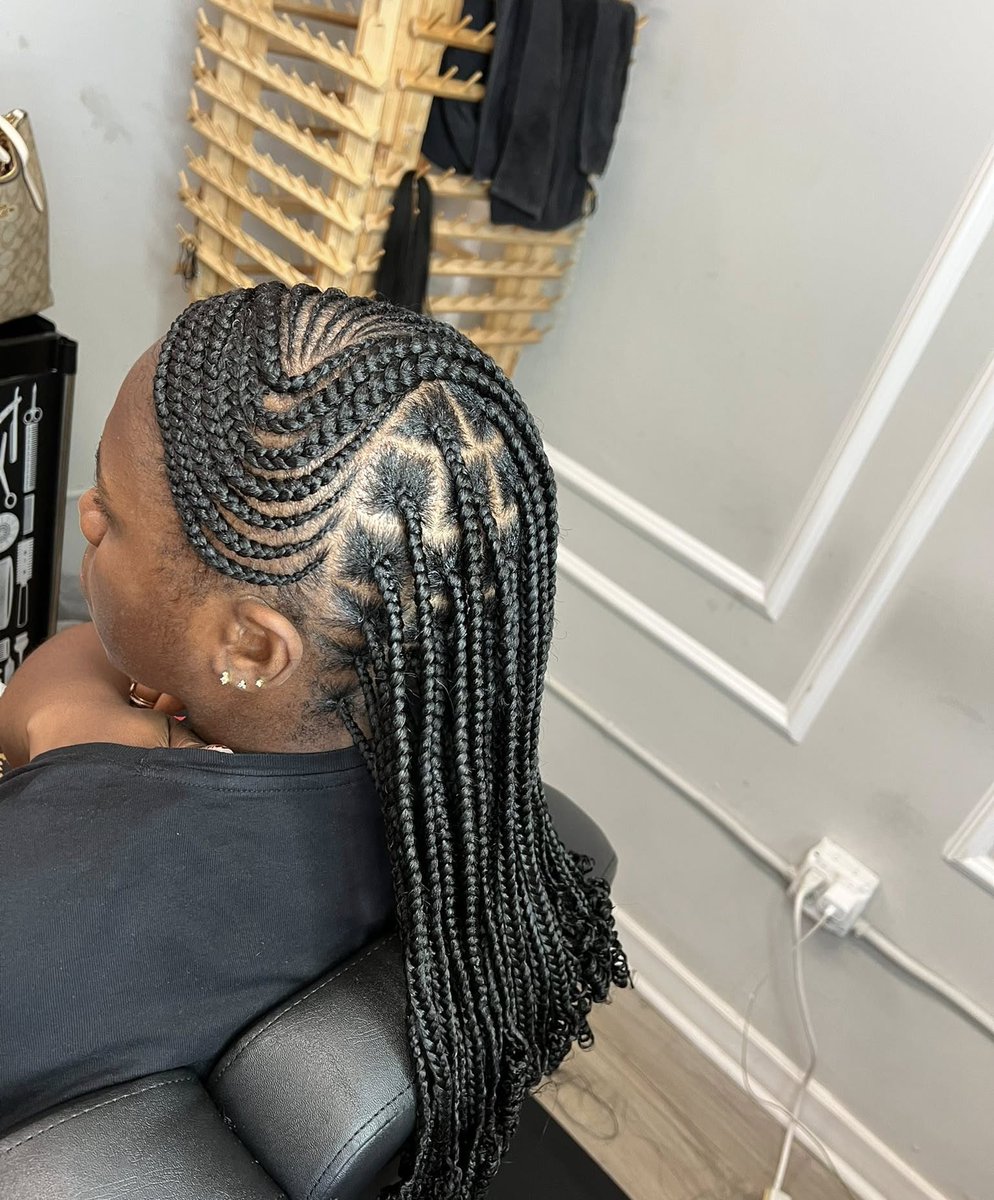 KerryAlhus5296's tweet photo. It’s more than hair—it’s therapy. Women travel near and far for education, treatments, and styles they never thought possible. I’m deeply grateful for my God-given talent. https://t.co/0X76ndXHho