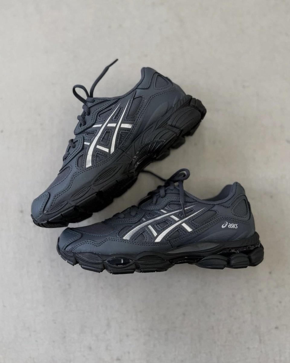 shun_dax's tweet photo. 色味がマジで良すぎるASICS見つけた https://t.co/F9LpHYuhGB