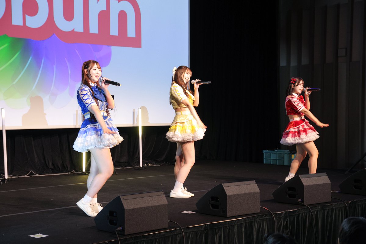 icole_official's tweet photo. アイコレ@室町三井ホール
4組目はヒップバーンさんです！ https://t.co/YhcBax3mEm