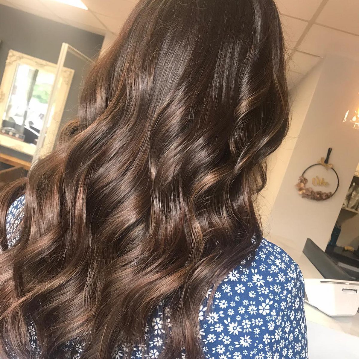 LadawnQuintas's tweet photo. Beautiful first-time brunette balayage by @hannah_vibehairstudio https://t.co/65SMCgqdS7