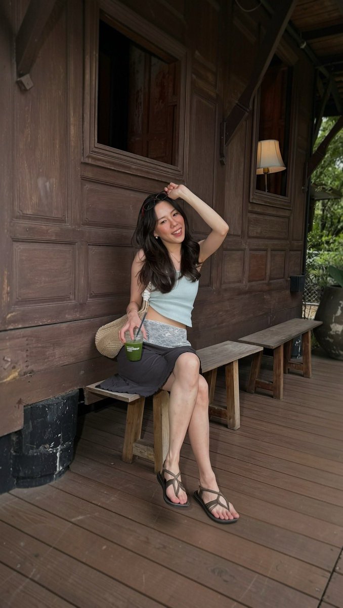 tamjaichunbkk's tweet photo. หมดปัญหาลงสตอรี่แล้วรูปแหว่งหรือต้องซูมจนpixel แตก ใน b612 เค้ามี tool ช่วยขยายพื้นที่รูป ทำออกมาโคตรเนียน ไม่โป๊ะ ช่วยชีวิตมากๆ คือเราไม่ต้องมาคอยถ่ายรูปหลายขนาด 3:4 9:16 1:1 ไว้ลงแต่ละ platformให้เสียเวลา https://t.co/dwUfLi4hJT
