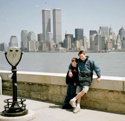 grant_eckel06's tweet photo. April 2001 #neverforget911 https://t.co/2xFZYOUxud