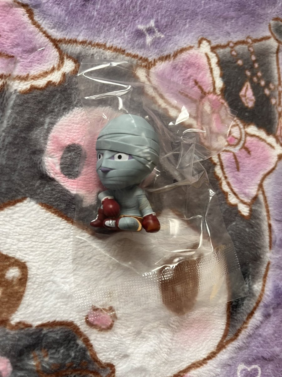 lv__luv's tweet photo. 【交換】HUNTER×HUNTER 幻影旅団編 Vol.2 

譲⇒ボノレノフ
求⇒ヒソカorコルトピorフィンクス

お気軽にお声がけくださいᴗ ̫ ᴗ https://t.co/r1MWg1Whsa