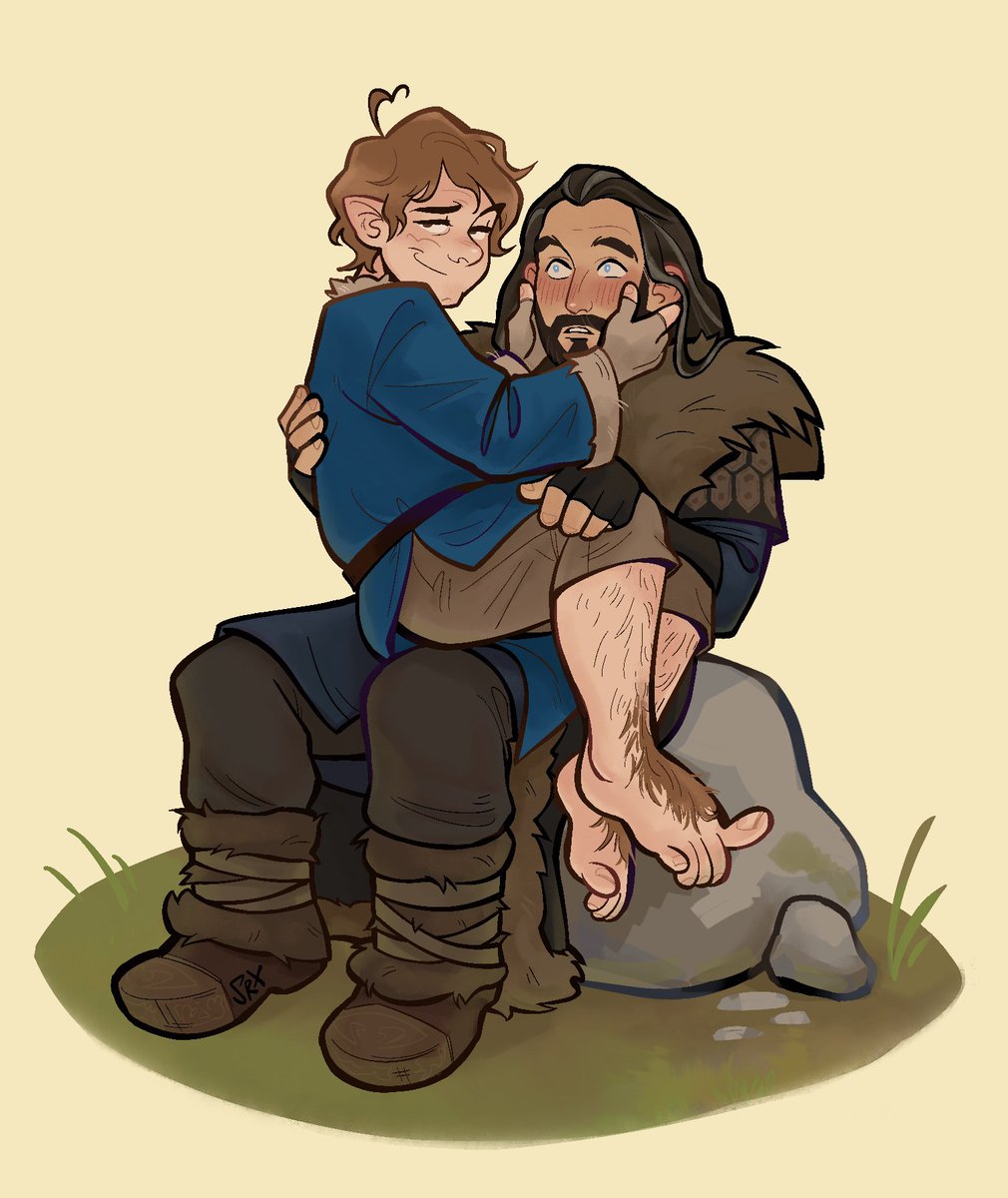 srxx200's tweet photo. Это же мои папа и папа 

#bagginshield #the_hobbit #bilbobaggins #thorinoakenshield https://t.co/bjQOk2Px15