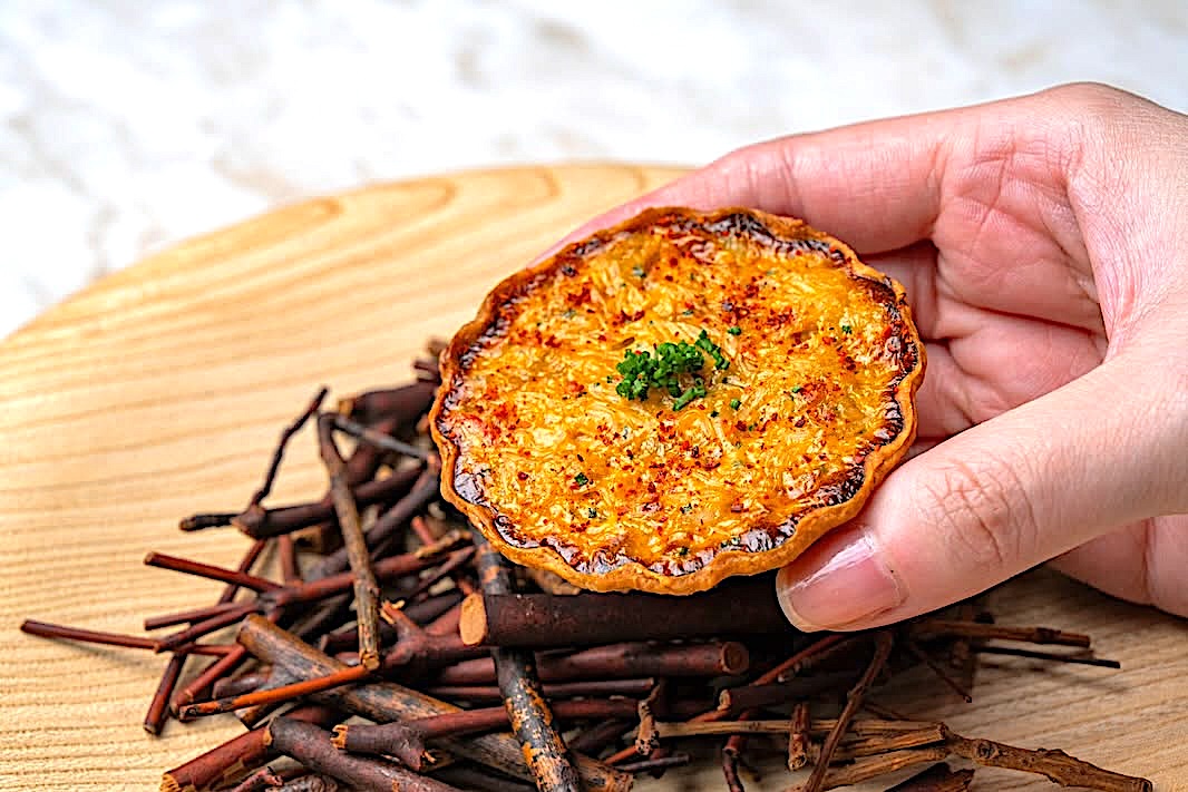 EATPIA's tweet photo. サンプリシテ 代官山 / フレンチ
Simplicité, DaikanYama / French

『毛蟹のタルト』
“Horsehair Crab Tart”

https://t.co/TmeE4W97W5 https://t.co/QmldY5tC8y
