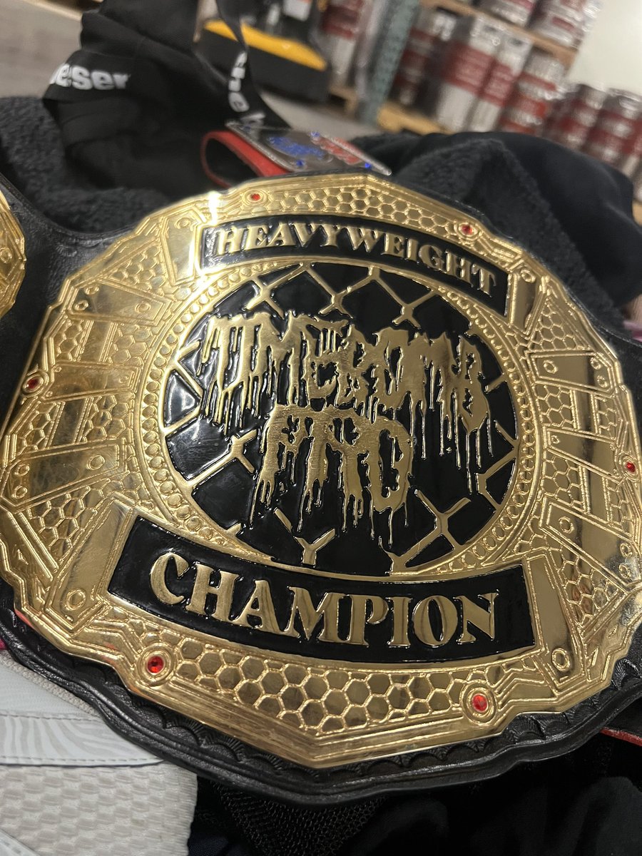 ConnorHopkins98's tweet photo. #AndNew

Suck it, nerds. https://t.co/lFtjp0dE7z