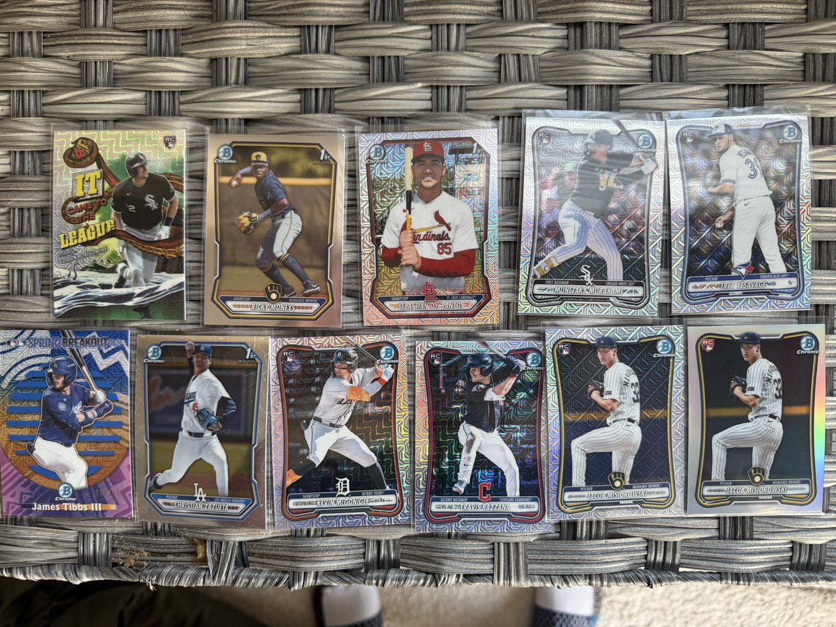 OmarStevens5's tweet photo. From the couple mega boxes I found at Barnes &amp; Noble https://t.co/34BhJpuVMN