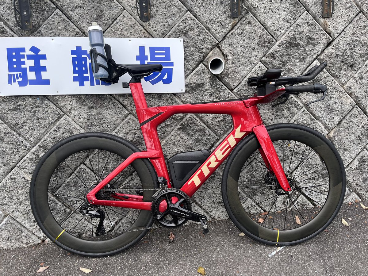 88971runner's tweet photo. ポッポ朝練 逆るり渓 100km
昨日のランインターバルでハム筋が痛む感じもあるが、Pびわイチまでは走力維持しておきたく出走🚲
結果的にエリートの🥕になったりで必要以上に頑張ってクタクタ😂
るり渓ではトライアンフの立ちゴケを目撃😳修理費を思うといたたまれなくなった🏍️ https://t.co/pIKV7WZs5K