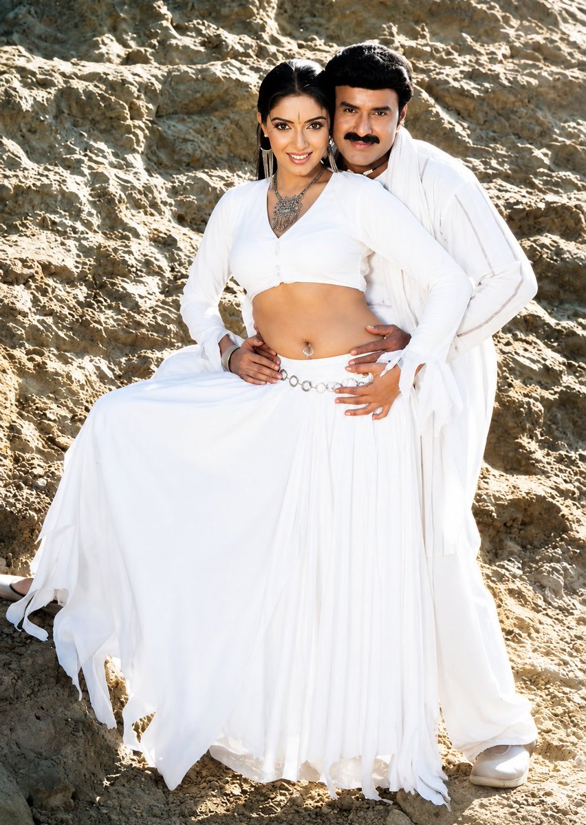KingMak750's tweet photo. Balakrishna and Asin from Lakshmi Narasimha

its remake of tamil blockbuster movie Saamy https://t.co/3vuVD092eL