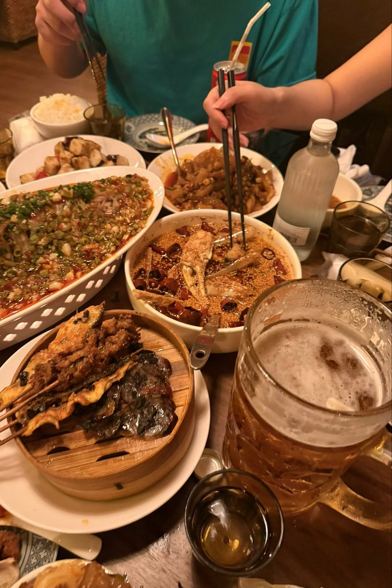 cheesepower2026's tweet photo. 又到周末了，可以犒劳自己 🥳 必须吃香的喝辣的！ https://t.co/b3HMfmY0yi