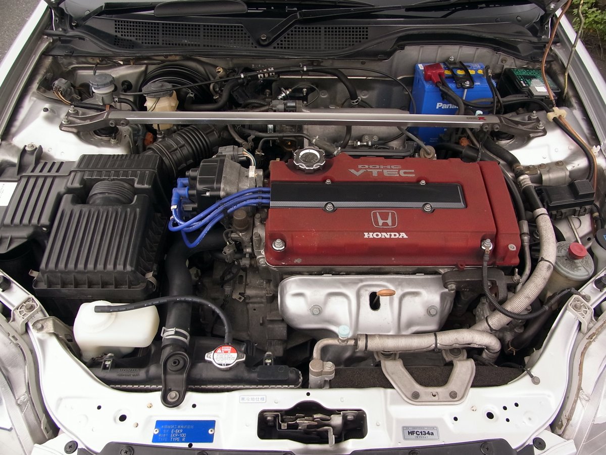 EK9hinata's tweet photo. EK9の総走行距離が41万キロになりました。早めのリフレッシュを継続しているためトラブルは極僅かで、未開封のB16Bエンジンも好調です。維持の難易度は年々上がる一方ですが、変わらず現役続行です。 https://t.co/PlOPfHl73s