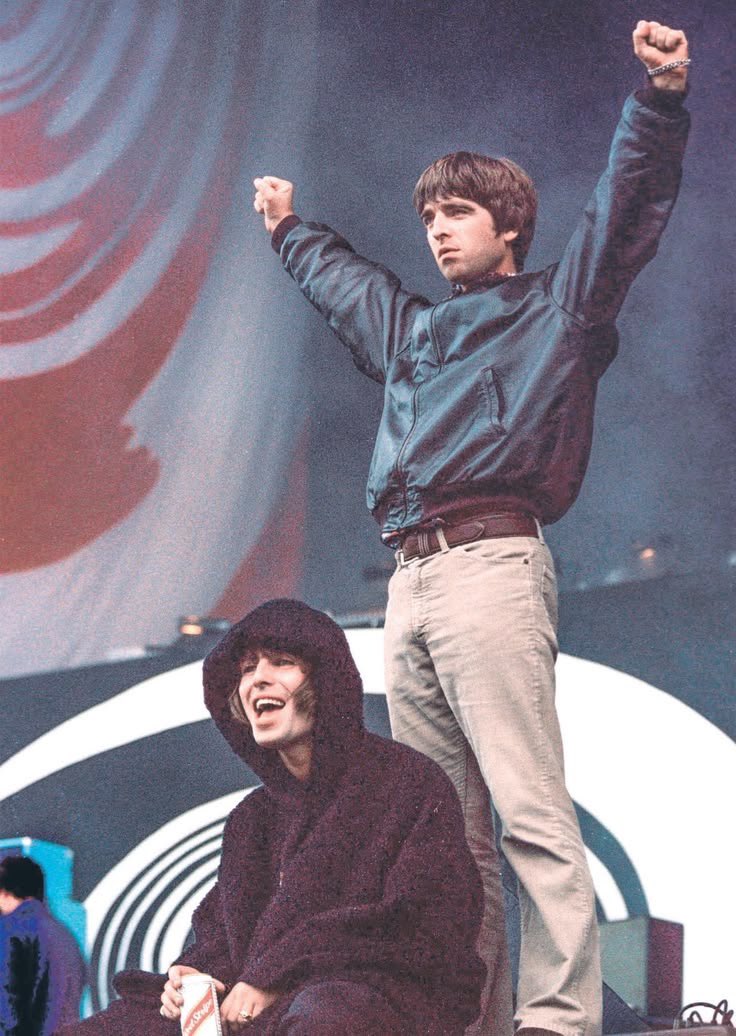 shakermakerxo's tweet photo. i love these brothers so fucking much https://t.co/wtQqbiXglV