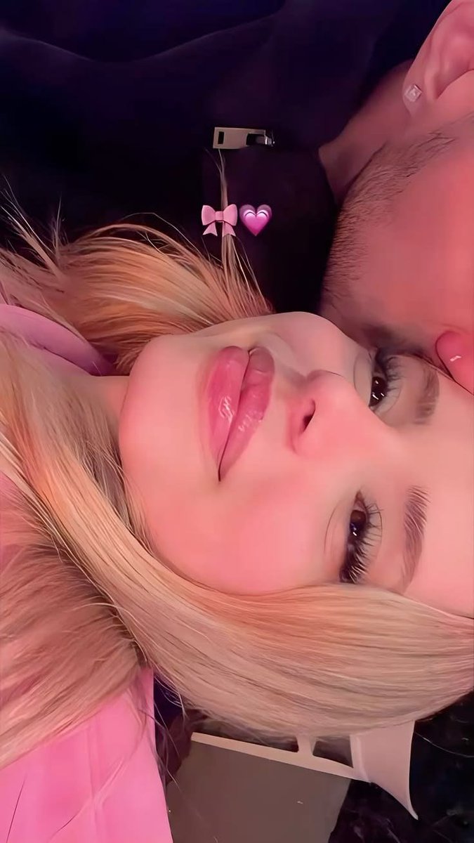 noarcissa's tweet photo. cuando despiertes estaré lista para el primer fda del día. 💗 https://t.co/fdWBoeJ3Ej